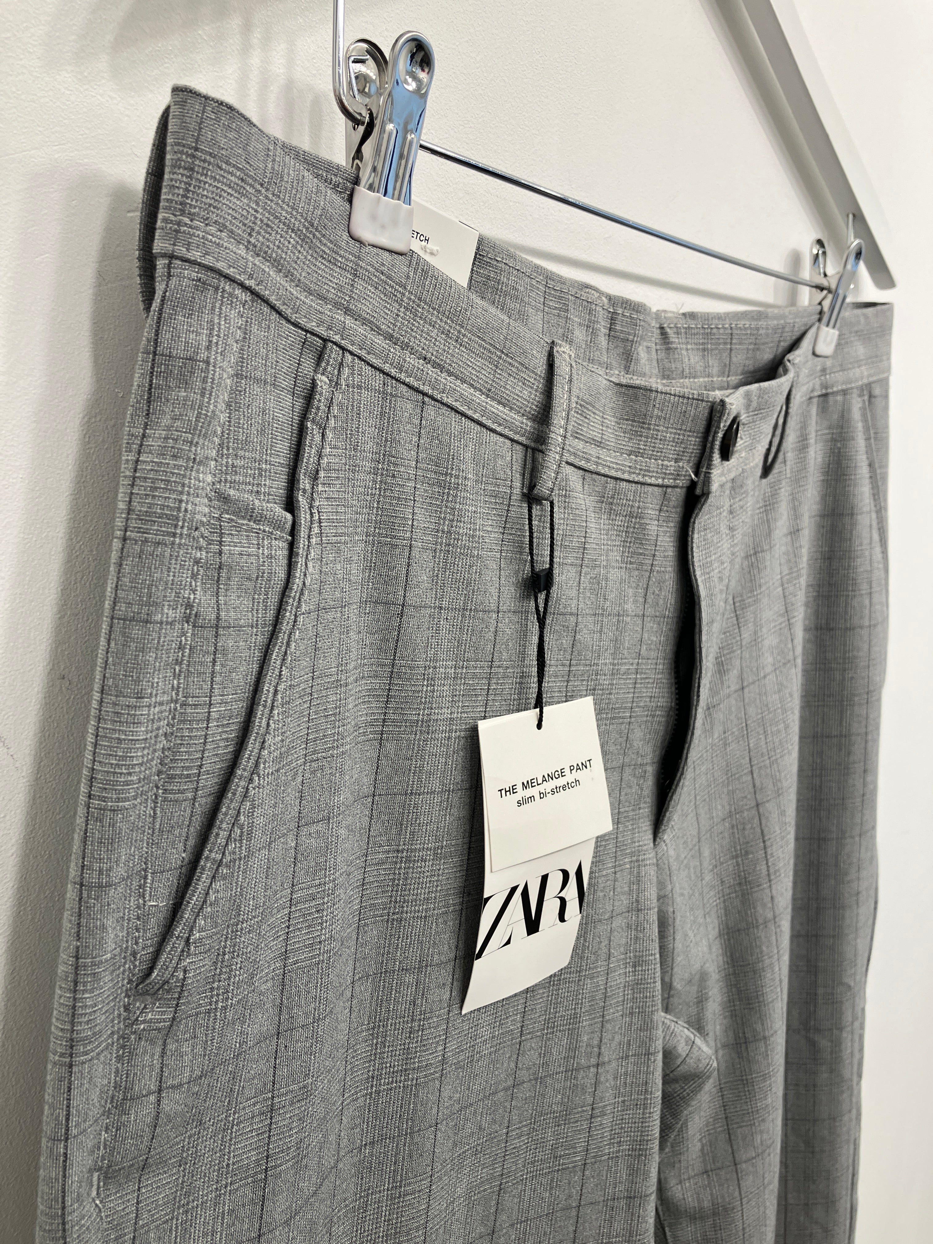 Zara Bukser